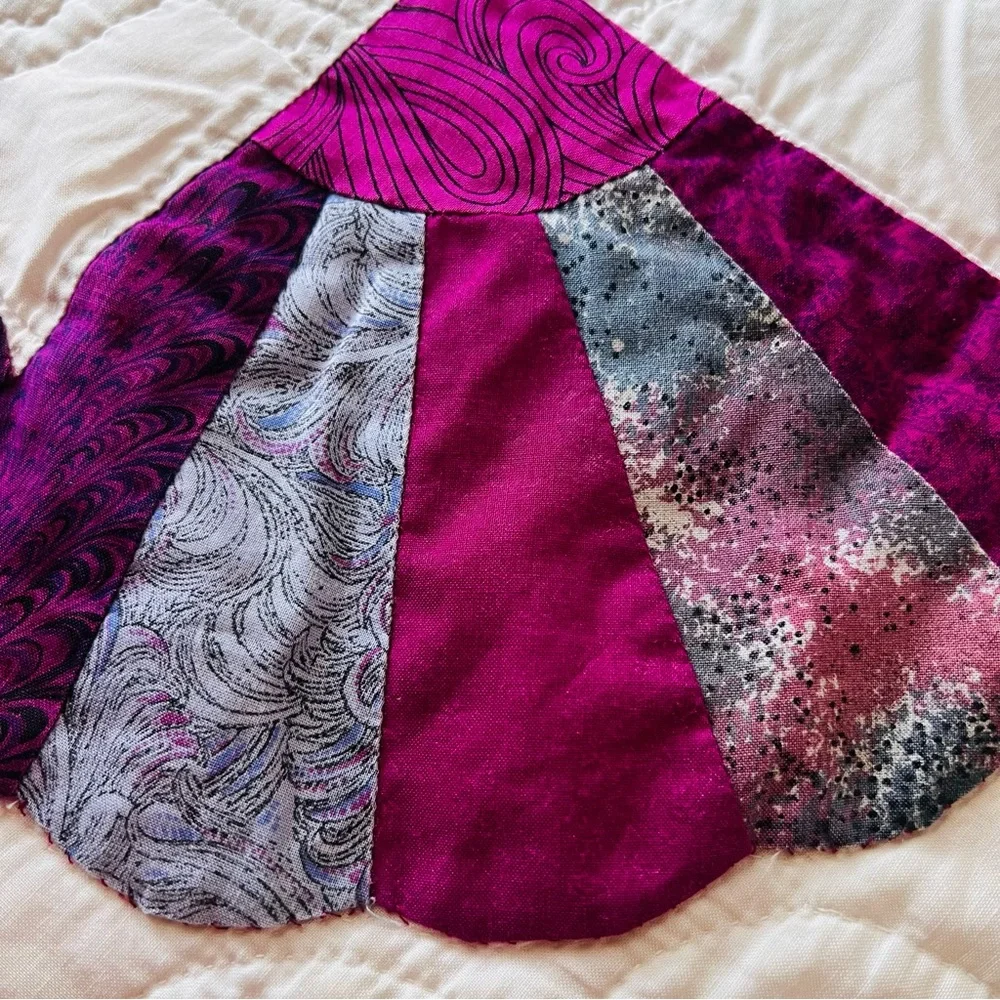 Vintage From 1970’s Handmade King Fan Quilt – 105” x 100”